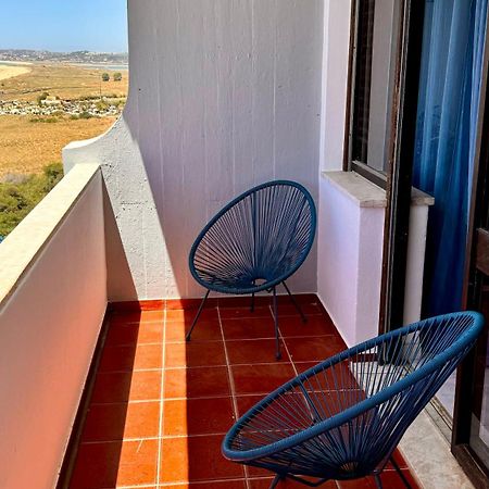 Apartamento Praia Do Алвор Екстериор снимка